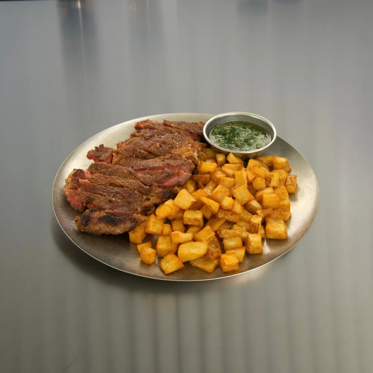 Dry-Rubbed Rib-Εye